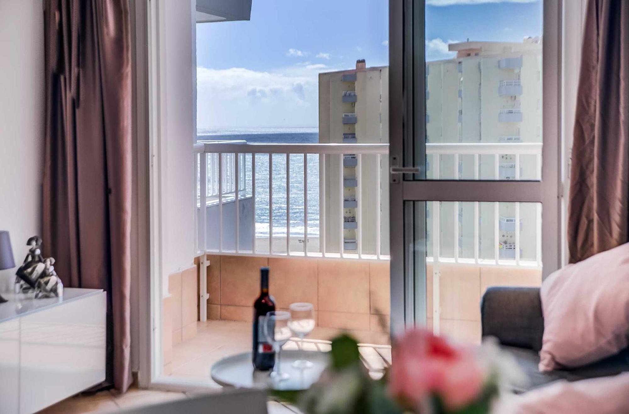 Puerto Marina, Apartamento Frente Al Mar 베날마데나코스타 외부 사진