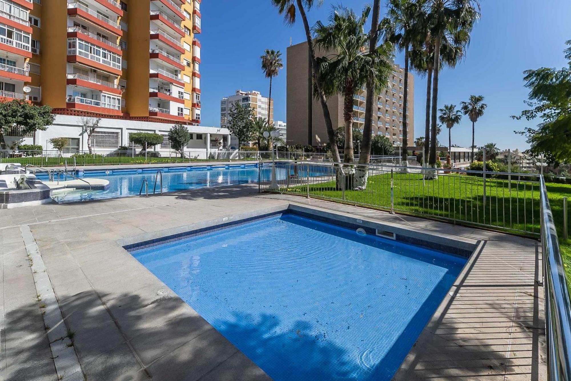 Puerto Marina, Apartamento Frente Al Mar 베날마데나코스타 외부 사진