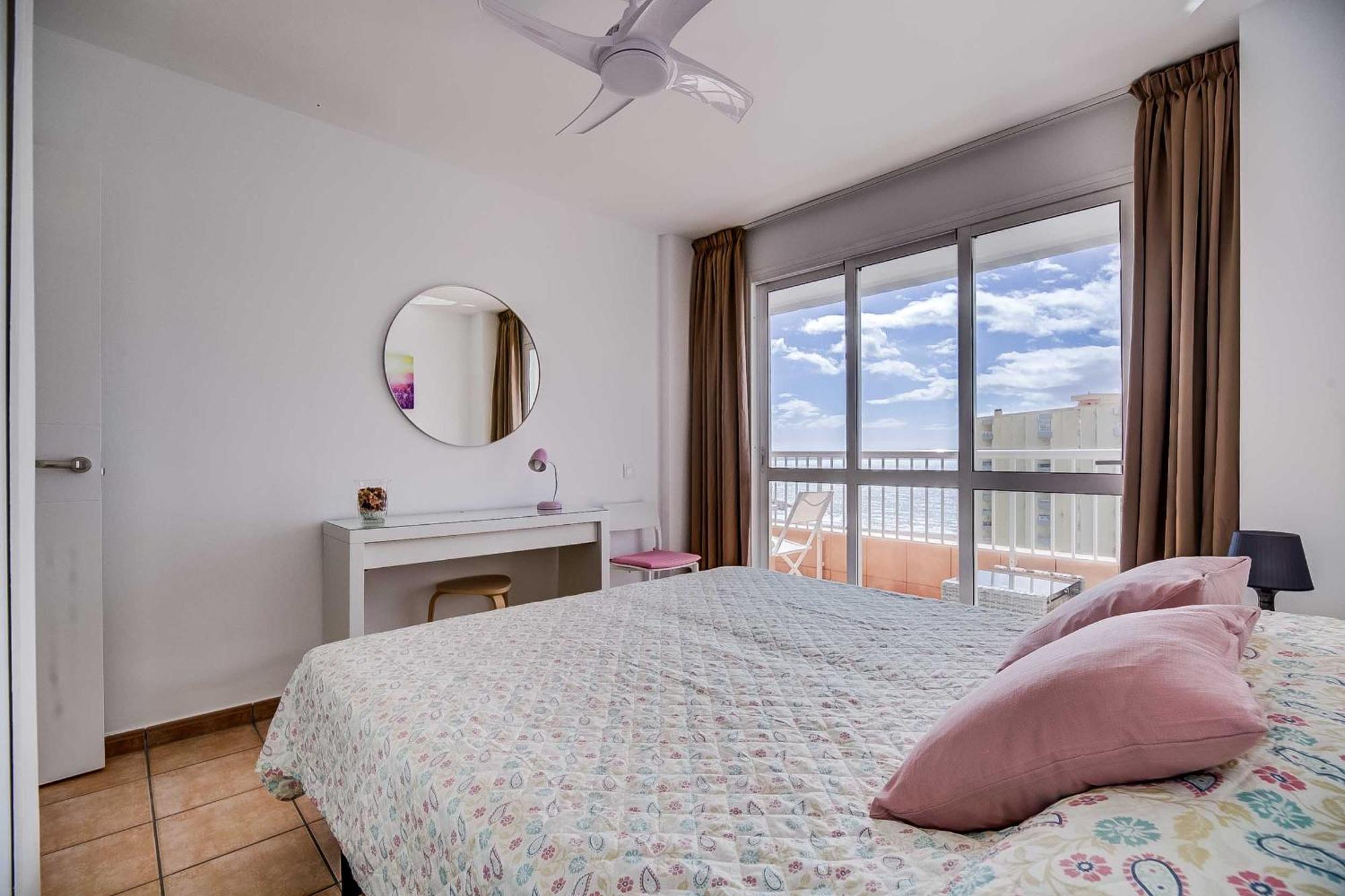 Puerto Marina, Apartamento Frente Al Mar 베날마데나코스타 외부 사진