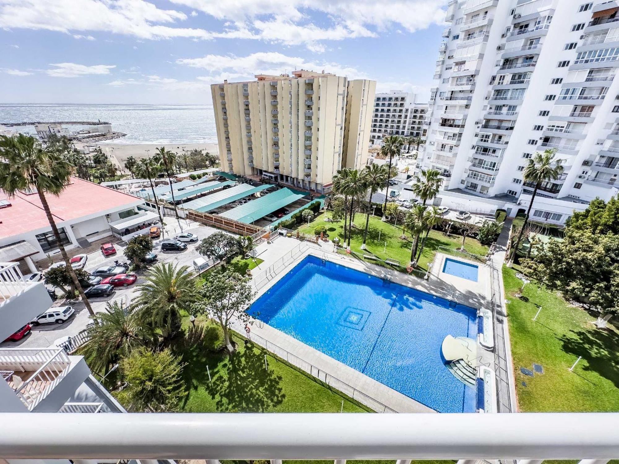 Puerto Marina, Apartamento Frente Al Mar 베날마데나코스타 외부 사진