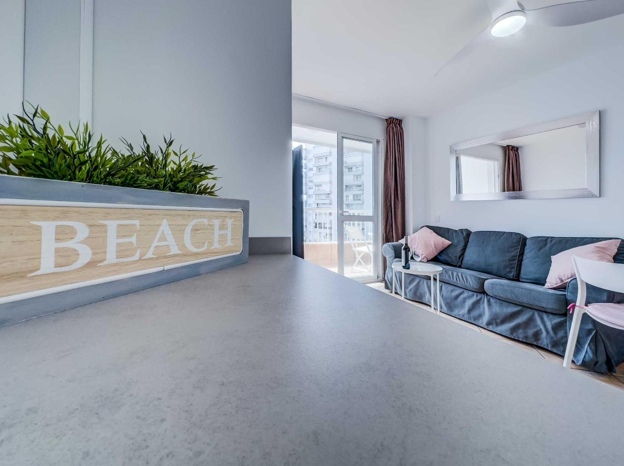 Puerto Marina, Apartamento Frente Al Mar 베날마데나코스타 외부 사진