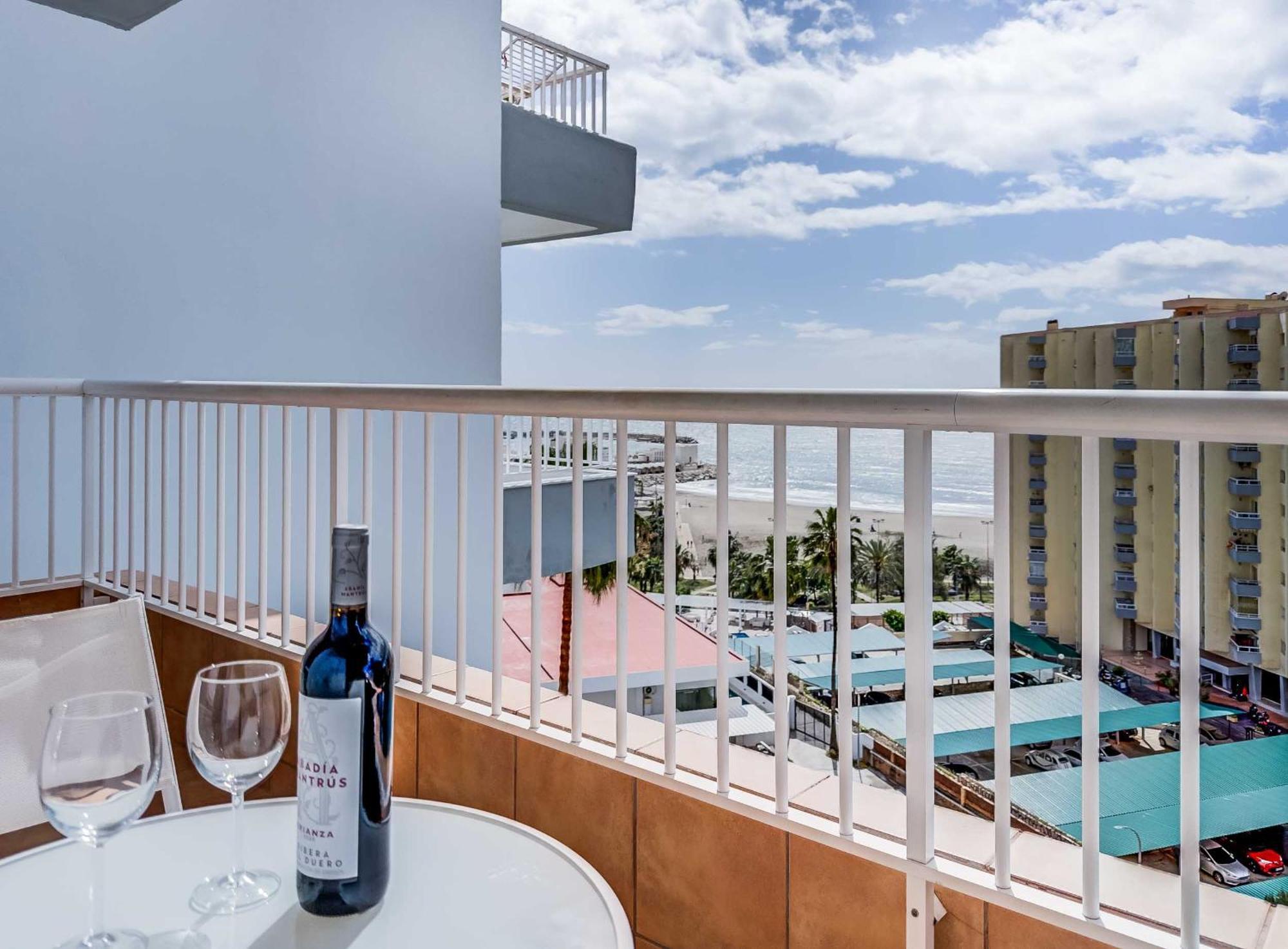 Puerto Marina, Apartamento Frente Al Mar 베날마데나코스타 외부 사진